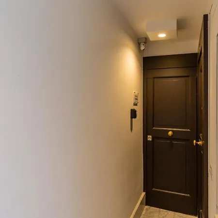 Poerio Rooftop Luxury *