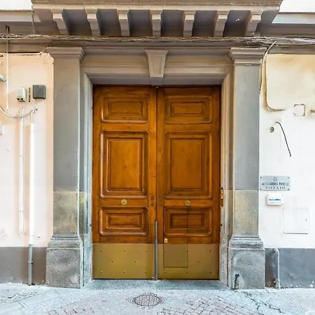 Poerio Rooftop Luxury 아파트