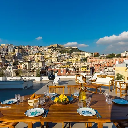 Poerio Rooftop Luxury Appartamento